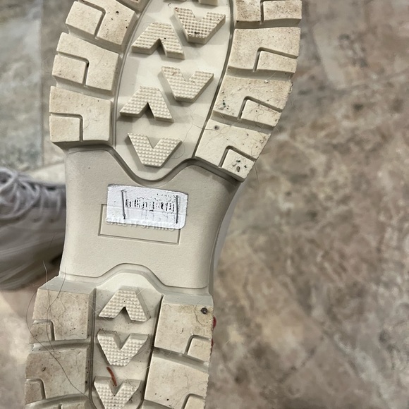 Womens boots - Picture 4 of 4